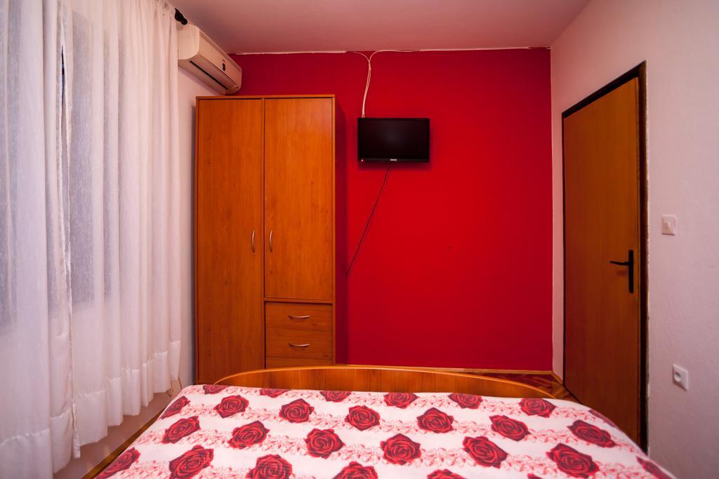 Apartments Ratkovic 티바트 객실 사진