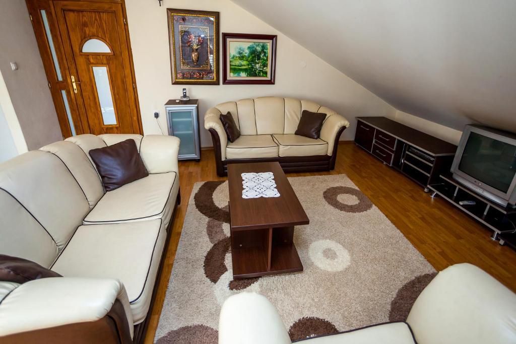 Apartments Ratkovic 티바트 외부 사진