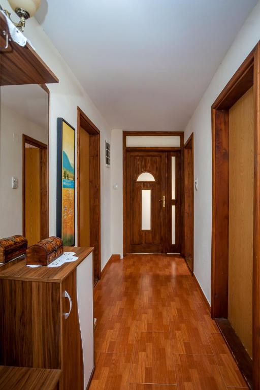 Apartments Ratkovic 티바트 외부 사진