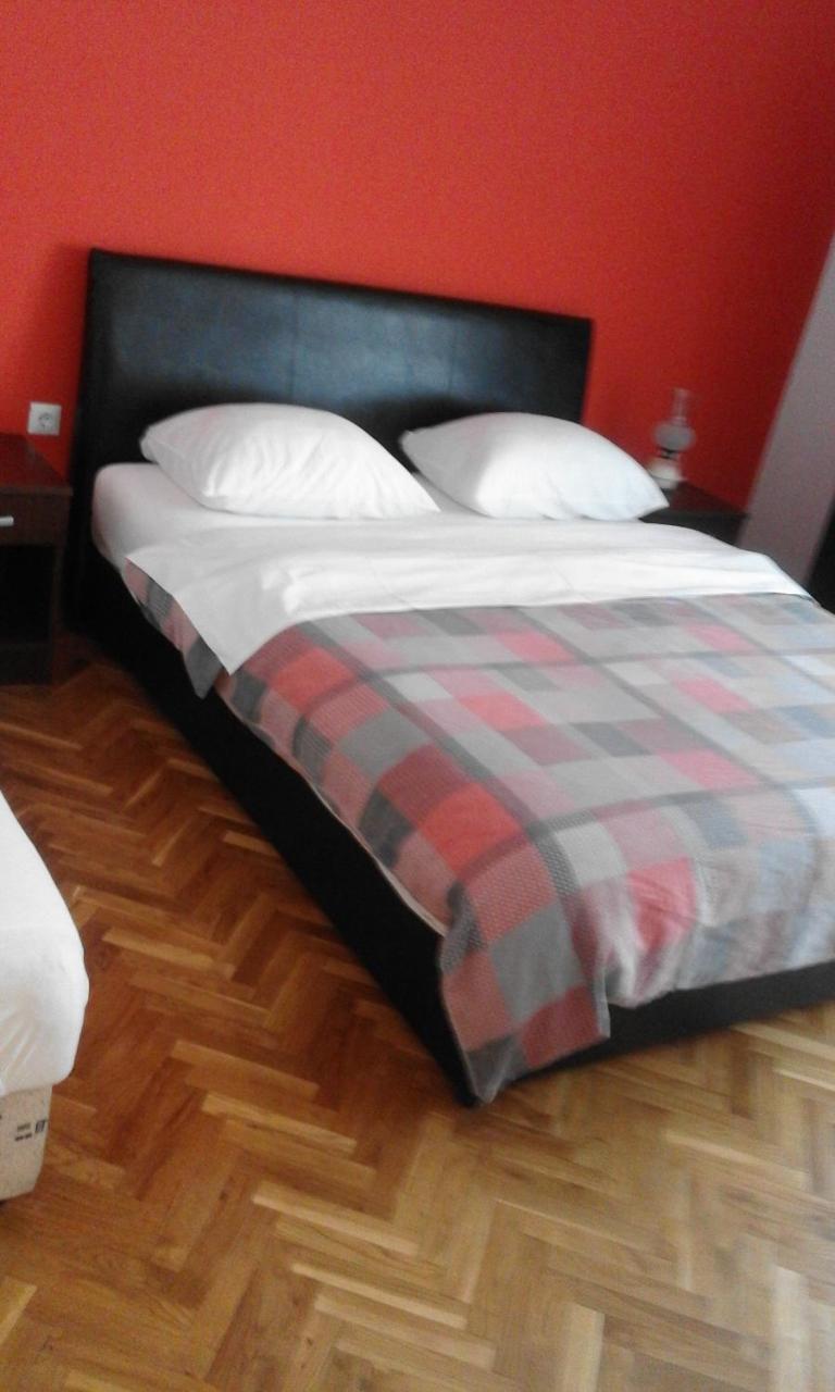 Apartments Ratkovic 티바트 외부 사진